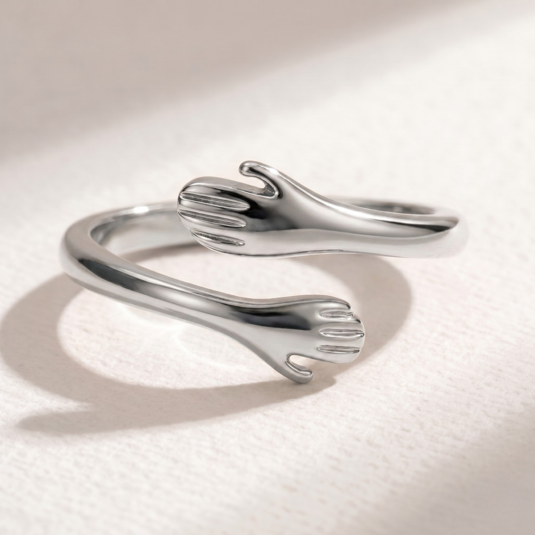 Hug "Silver Infinite Embrace" Ring